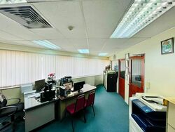 Golden Sultan Plaza (D7), Office #575668481